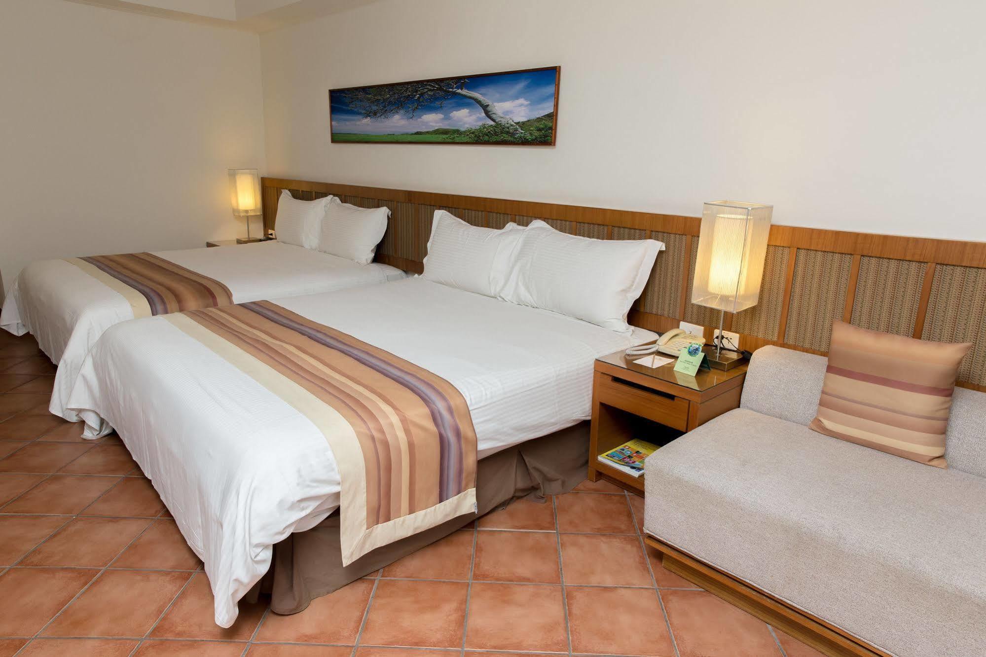 Fullon Resort Kending Cape Eluanbi Exteriör bild